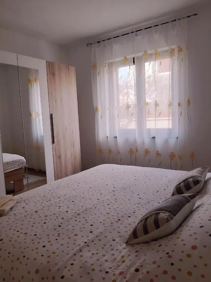 Apartments Monte Grande 풀라 0*,