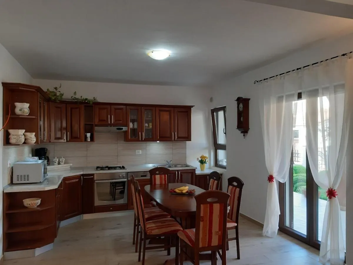 Apartments Monte Grande 풀라